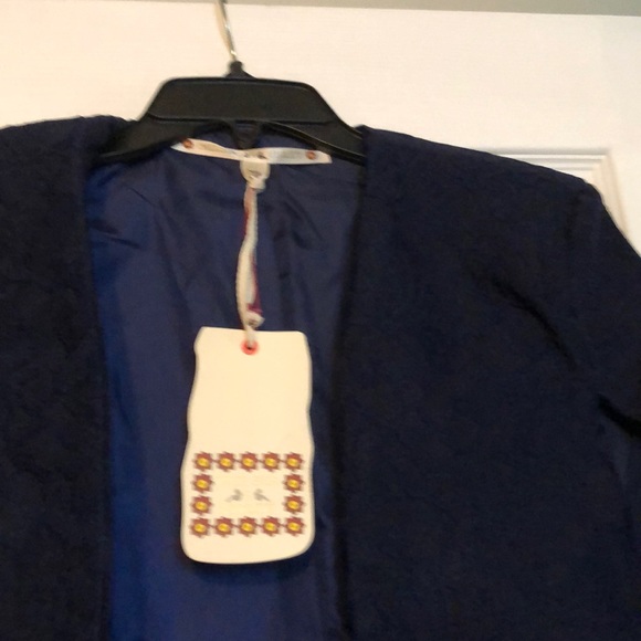 New Chelsea and Violet lace cape jacket - Picture 3 of 4